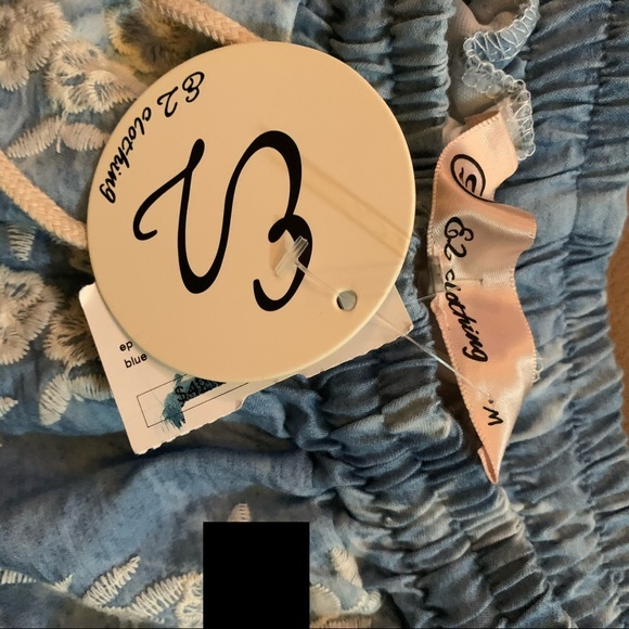 E2 boho shorts blue bleached look lace trim M NWT - Picture 6 of 8